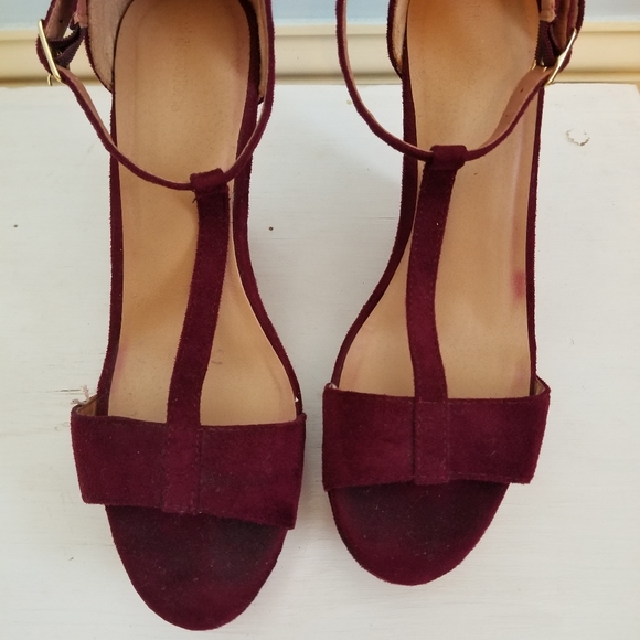 Burgandy Faux Suede Wedges Xhilaration - Picture 4 of 4